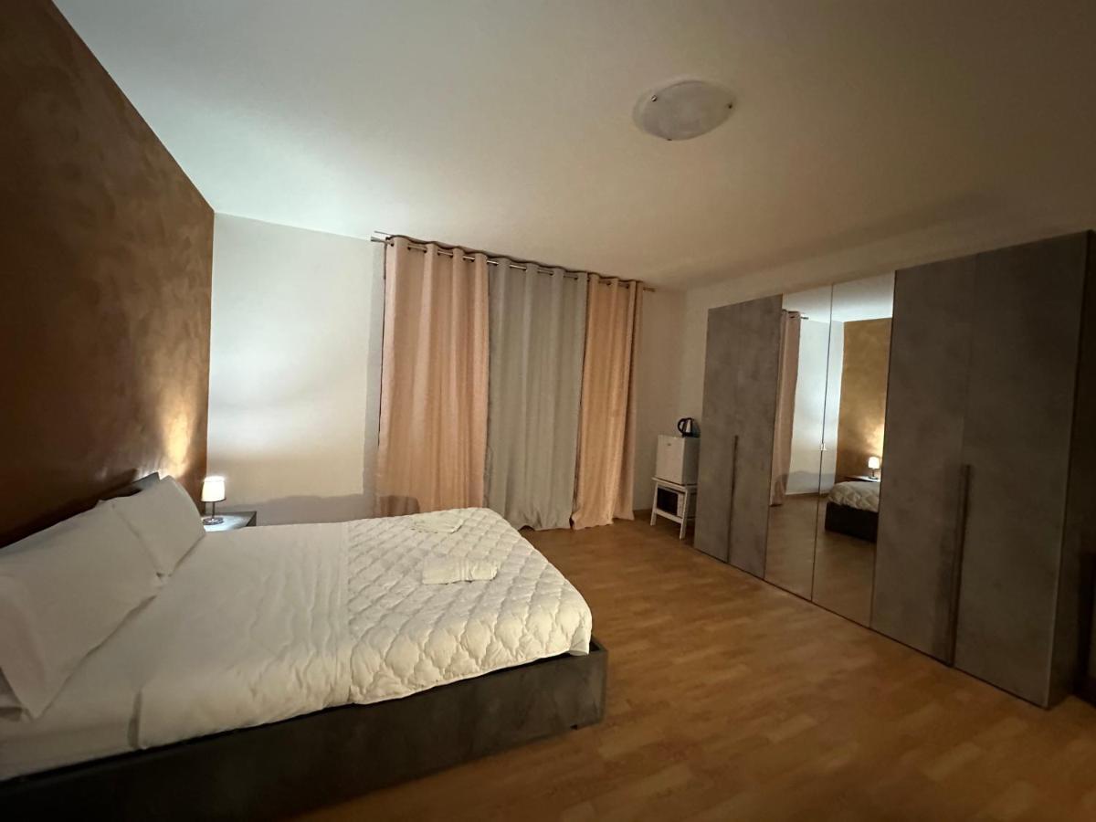 Hôtel Leone D'Oro 2 - Milano Street à Mestre Extérieur photo