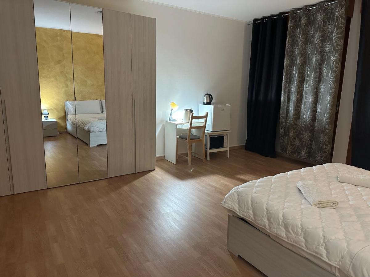 Hôtel Leone D'Oro 2 - Milano Street à Mestre Extérieur photo